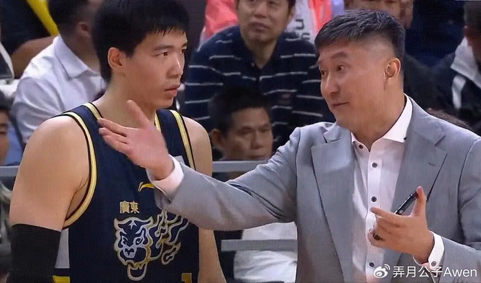 杜锋执教成广东队短板 球队战绩下滑引换帅传闻