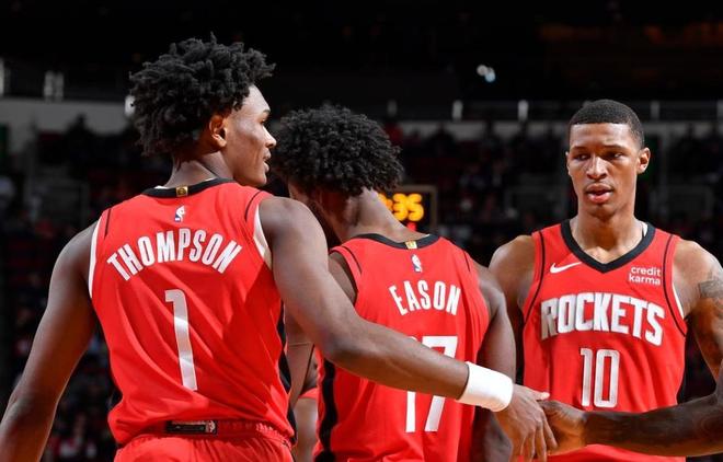 火箭队调整战术阵容谢泼德首发两连胜引热议