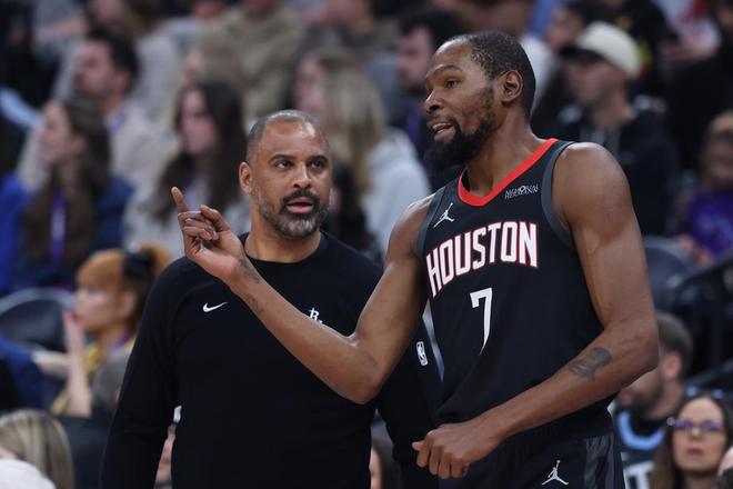 火箭队调整战术阵容谢泼德首发两连胜引热议