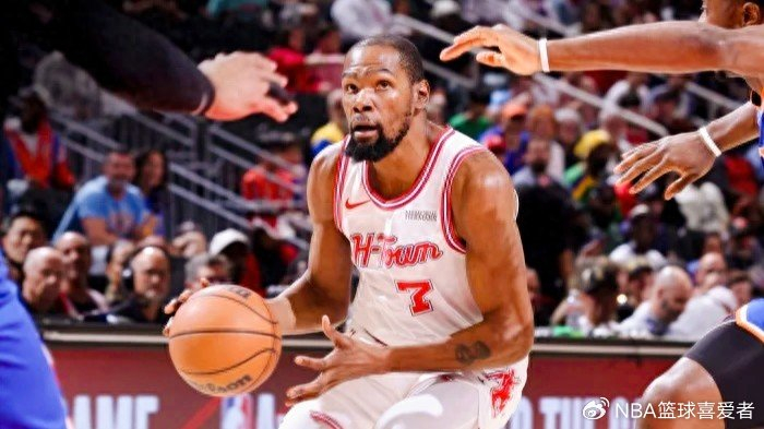 杜兰特爆发助火箭大胜尼克斯 季后赛卡位战抢下