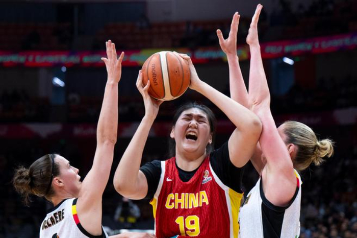 张子宇世界杯首秀迎战美国队或改写女篮历史